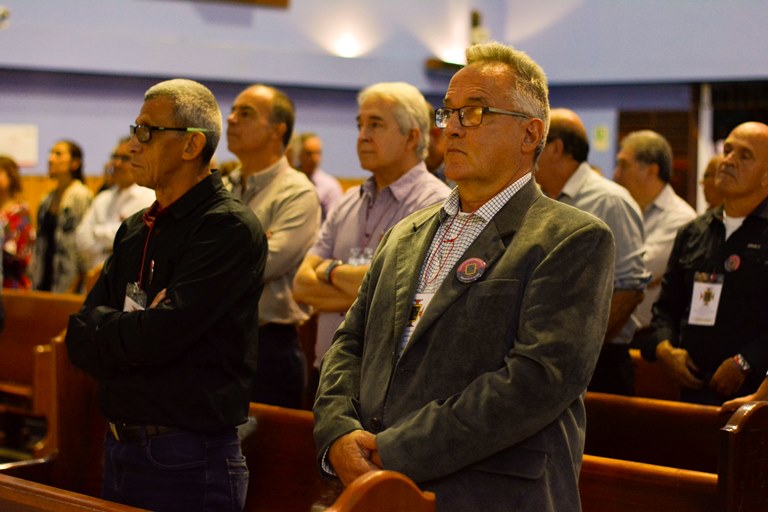 Egresados en Templo Universitario.