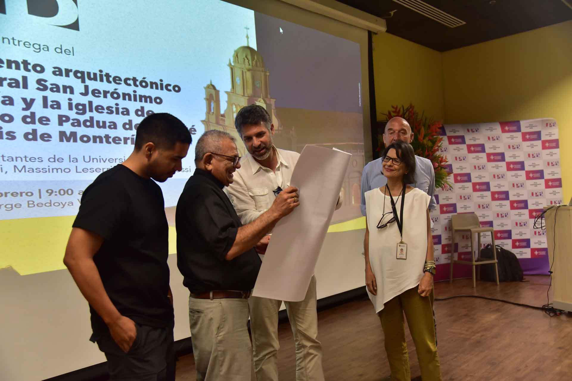 Massimo Lesseri, Sonia Gómez; docentes investigadores; Luis Carlos Orozco, egresado del programa y Pbro. Ever Escudero de la Iglesia San Antonio de Padua