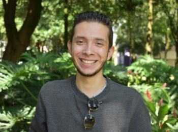 David Estrada Moncada, estudiante de Estudios Literarios y fundador de Arnica.