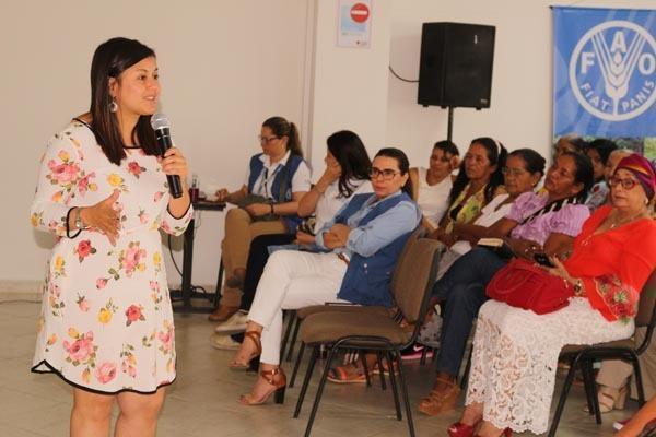 Foro “Mujer rural liderazgo y emprendimiento”