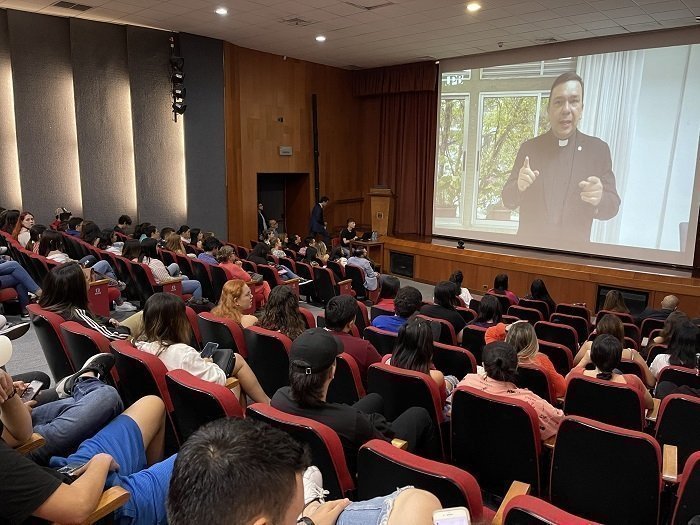 Foto Tipo In2 dia del Negociador